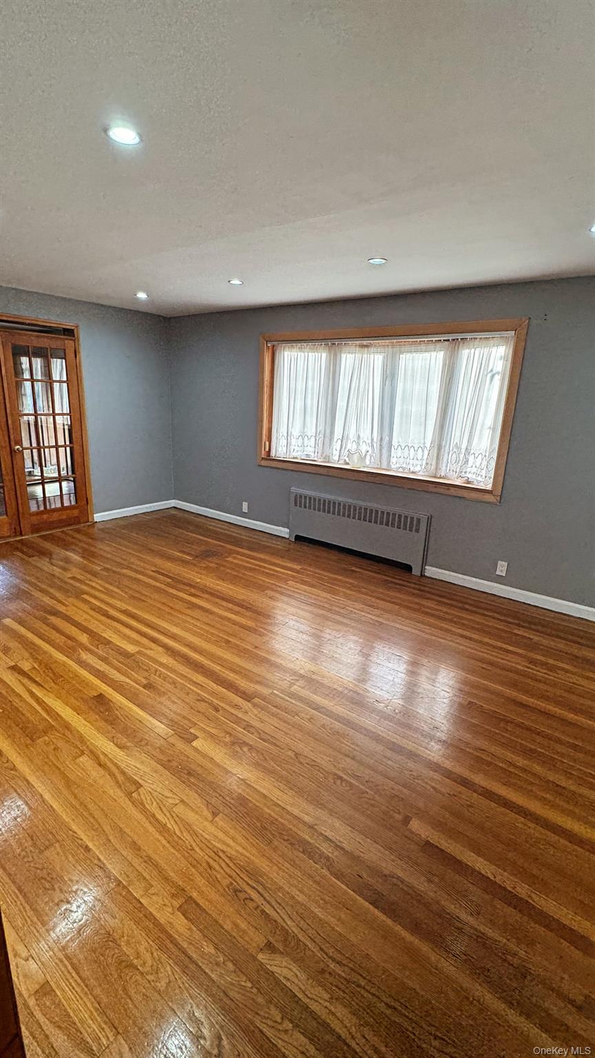 65 Huntsbridge Road Yonkers, NY 10704 - Photo 6 of 19