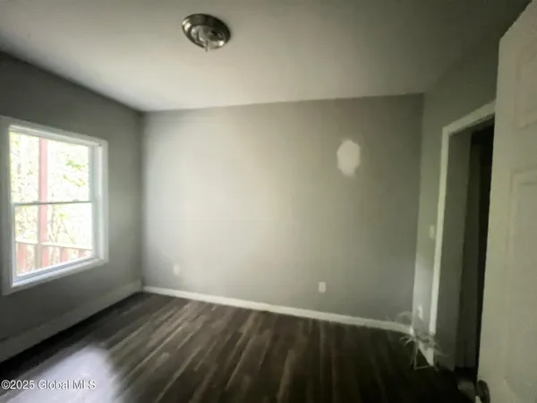 $209,000 | 31-33 Malta Avenue, Ballston Spa, NY 12020