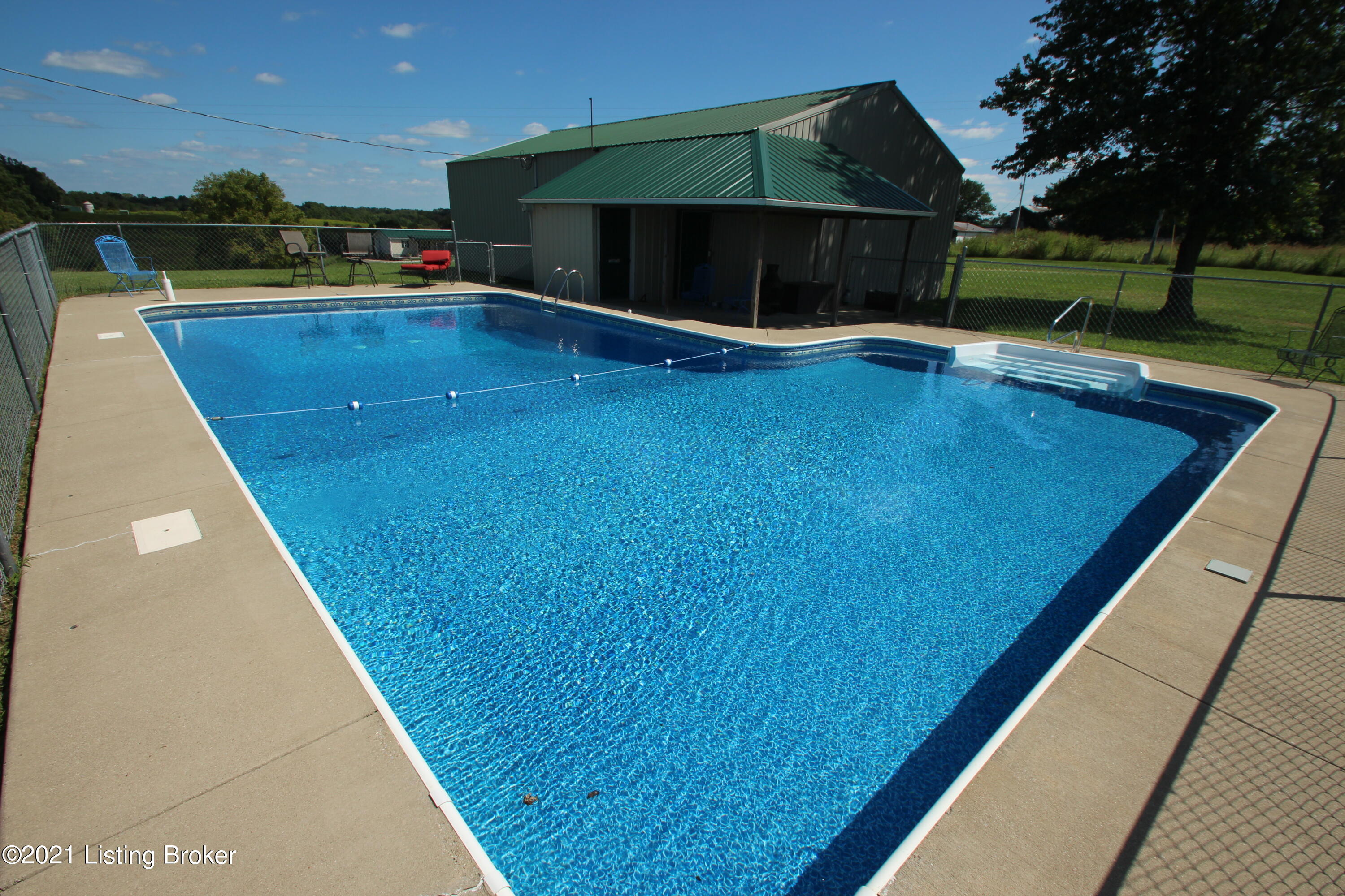 6175 Bethlehem Road Pleasureville, KY 40057 - Photo 33 of 106 IMG_9081