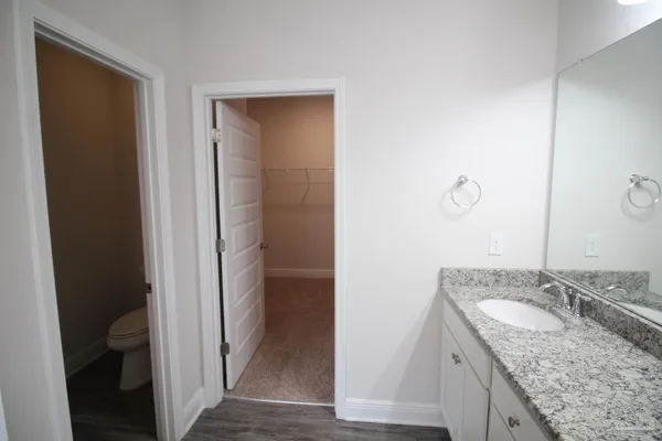 $2,050 | 3900 Hawks Landing Circle, Pace, FL 32571