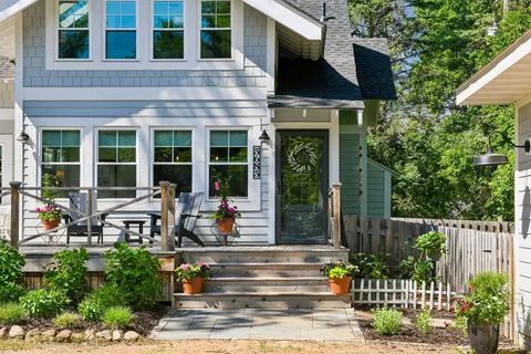 $750,000 | 5685 Howards Point Road, Excelsior, MN 55331