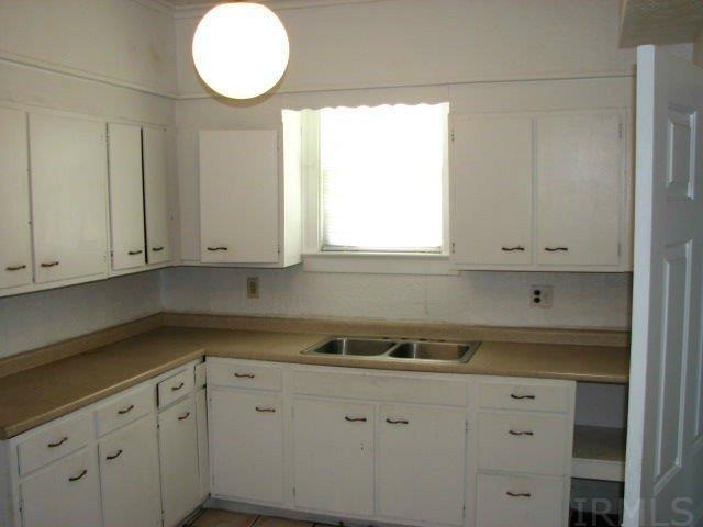 1114 Monroe Street Fort Wayne, IN 46802 - Photo 4 of 21
