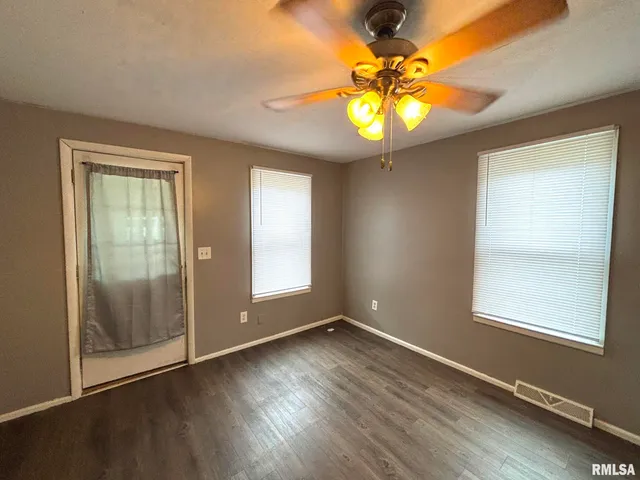 $67,000 | 515 North Marion Street, Salem, IL 62881