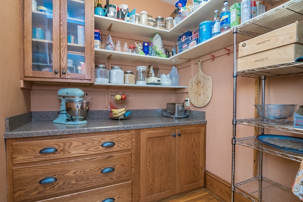 17 Florence Road Northampton, MA 01062 - Photo 10 of 42