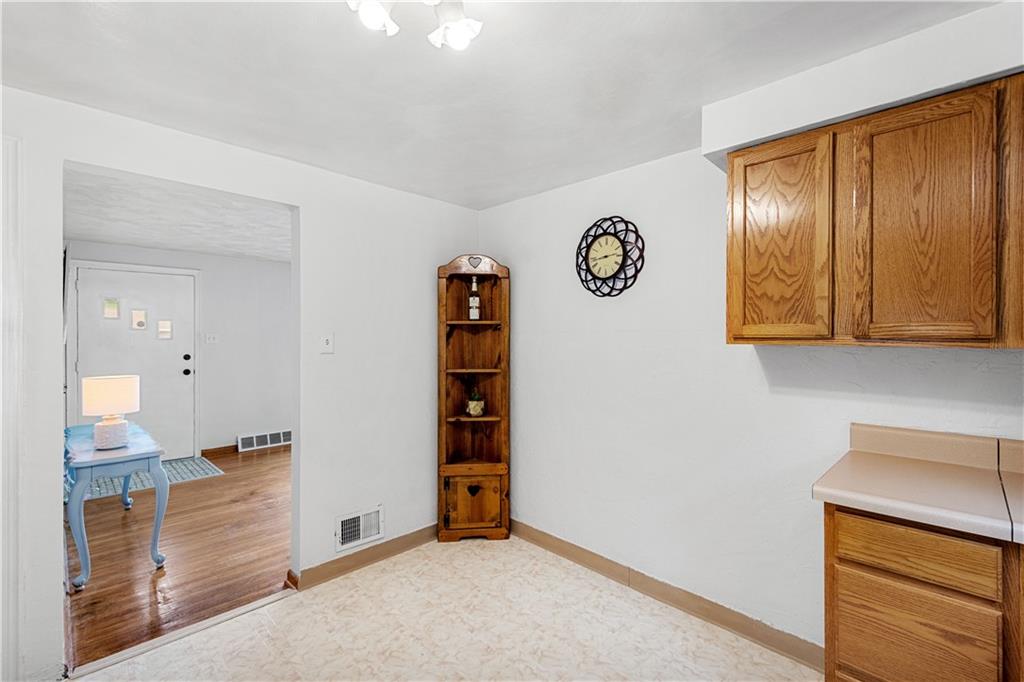 479 Spring Valley Road West Mifflin, PA 15122 - Photo 11 of 29 Gallery Image 11