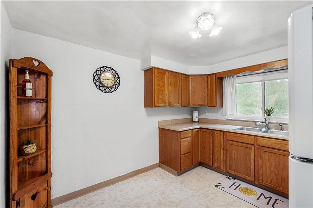 479 Spring Valley Road West Mifflin, PA 15122 - Photo 12 of 29 Gallery Image 12