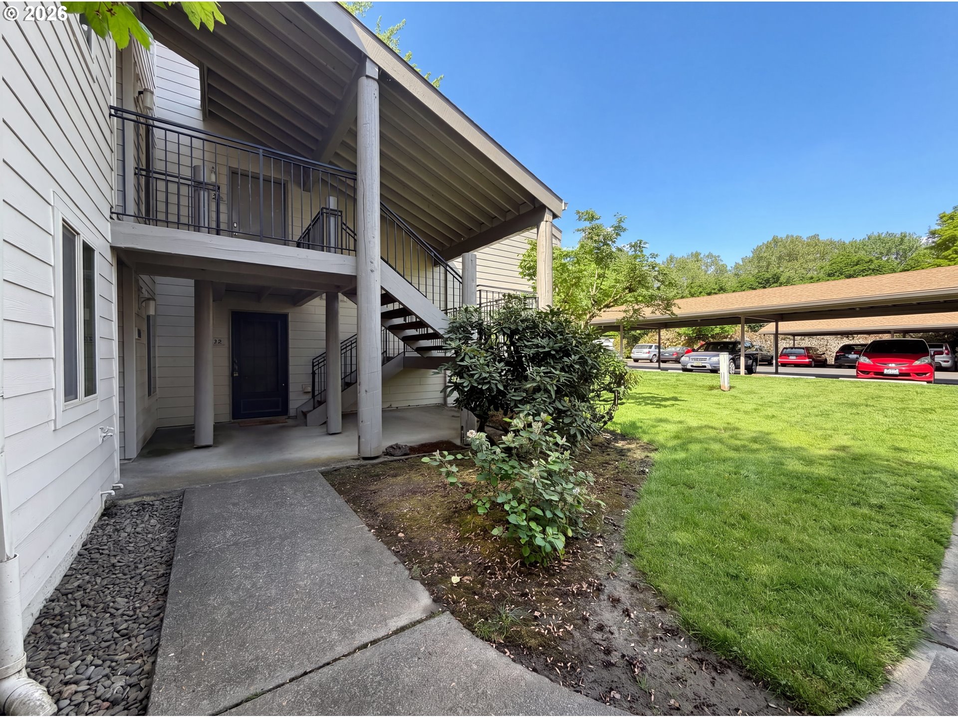 10132 Southwest Trapper Terrace Beaverton, OR 97008 - Photo 6 of 20