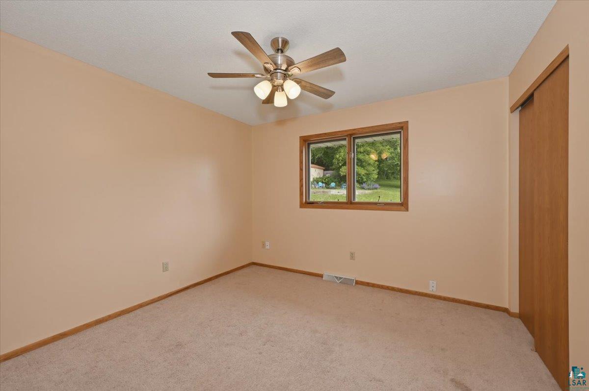 4113 Tioga Street Duluth, MN 55804 - Photo 20 of 31 Bedroom 3