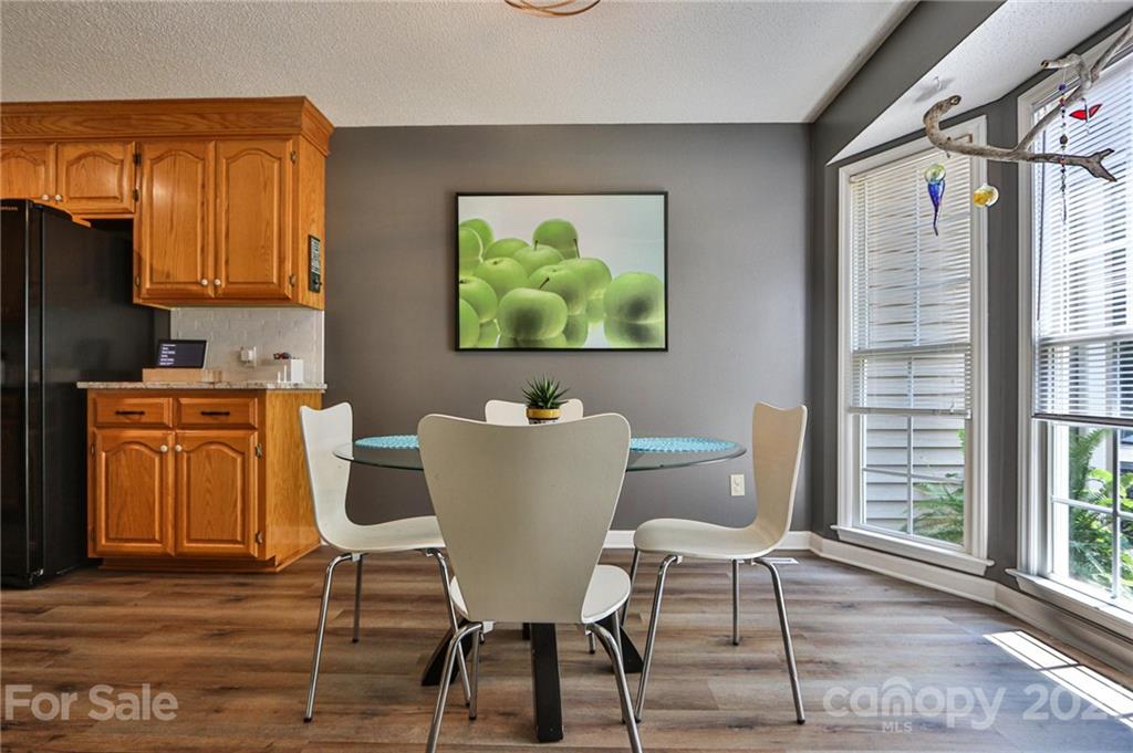 143 Aaron Road Elkin, NC 28621 - Photo 4 of 39 Gallery Image 4