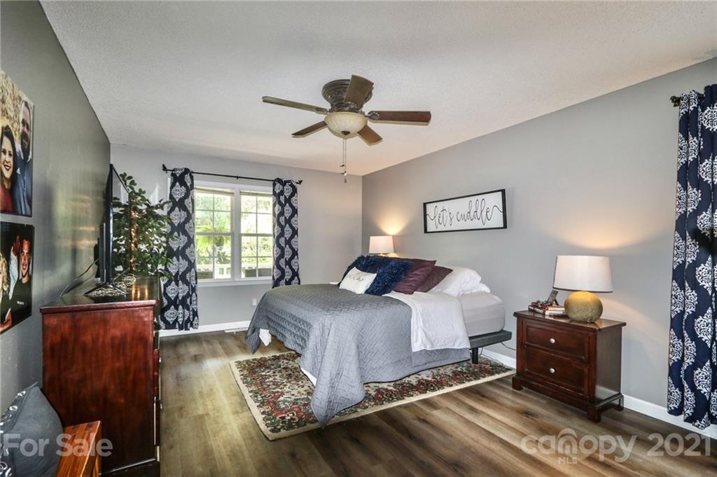 143 Aaron Road Elkin, NC 28621 - Photo 8 of 39 Gallery Image 8