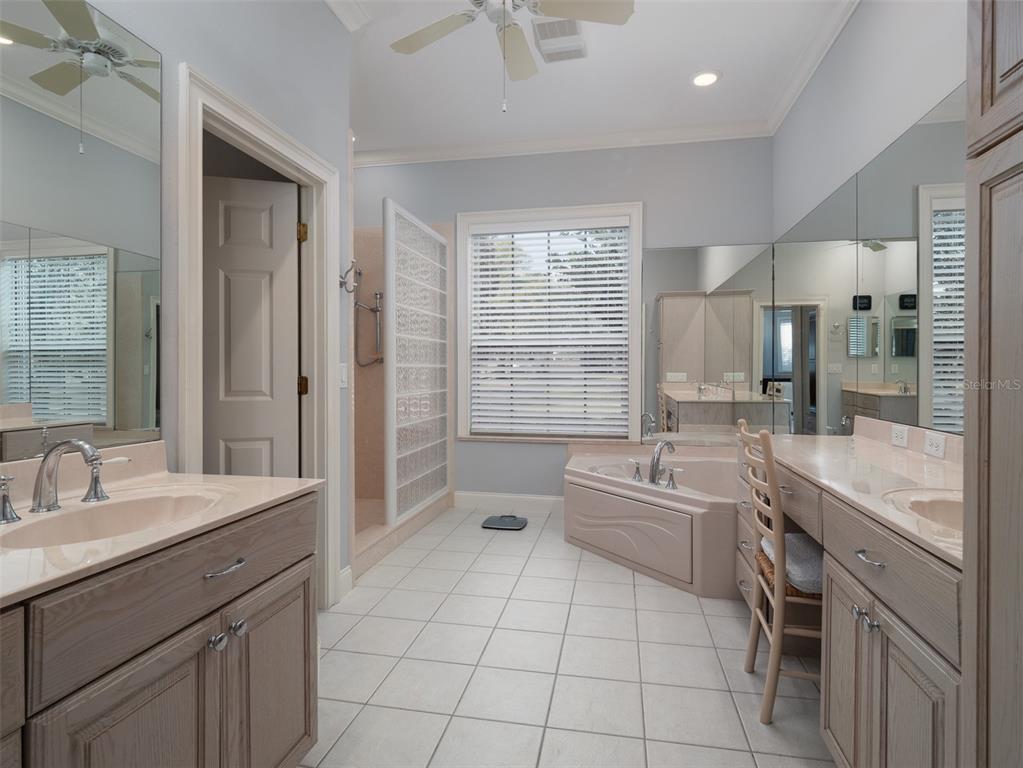 7575 Northwest 90th Avenue Ocala, FL 34482 - Photo 15 of 31