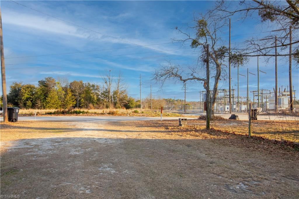 1952 Highway 220 Ellerbe, NC 28338 - Photo 13 of 18