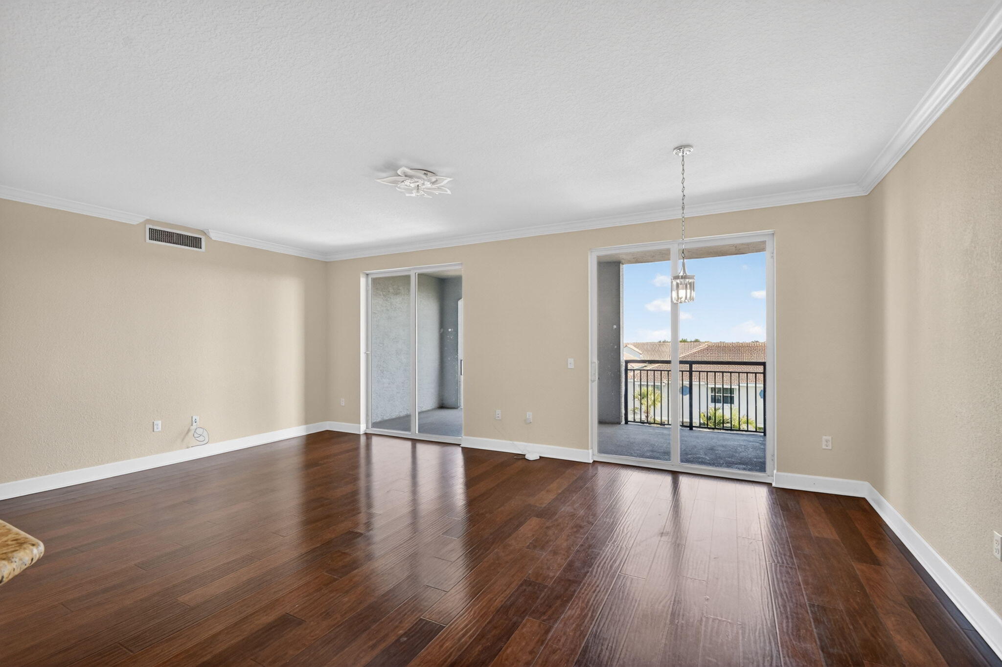 1660 Renaissance Commons Boulevard, Unit 2517 Boynton Beach, FL 33426 - Photo 5 of 93 2-web-or-mls-DSC_6960