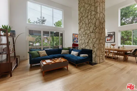 $1,295,000 | 1557 South Beverly Glen Boulevard, Unit 310, Los Angeles, CA 90024