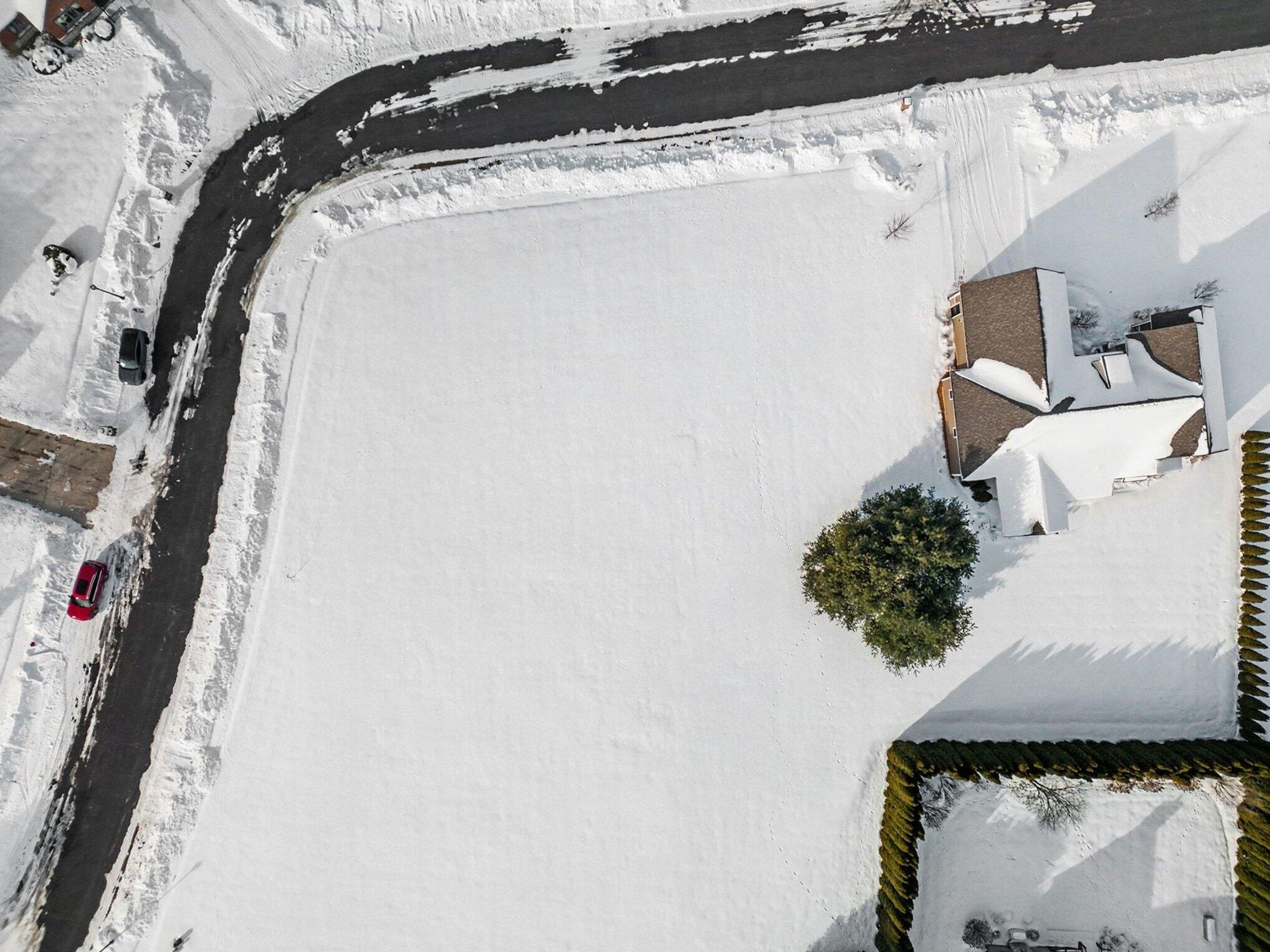 545 Wittenberg Path St. Joseph, MI 49085 - Photo 5 of 26 012_file_4041