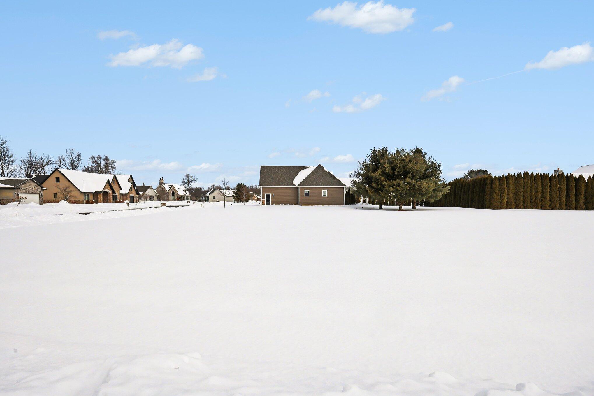 545 Wittenberg Path St. Joseph, MI 49085 - Photo 6 of 26 001_file_2295