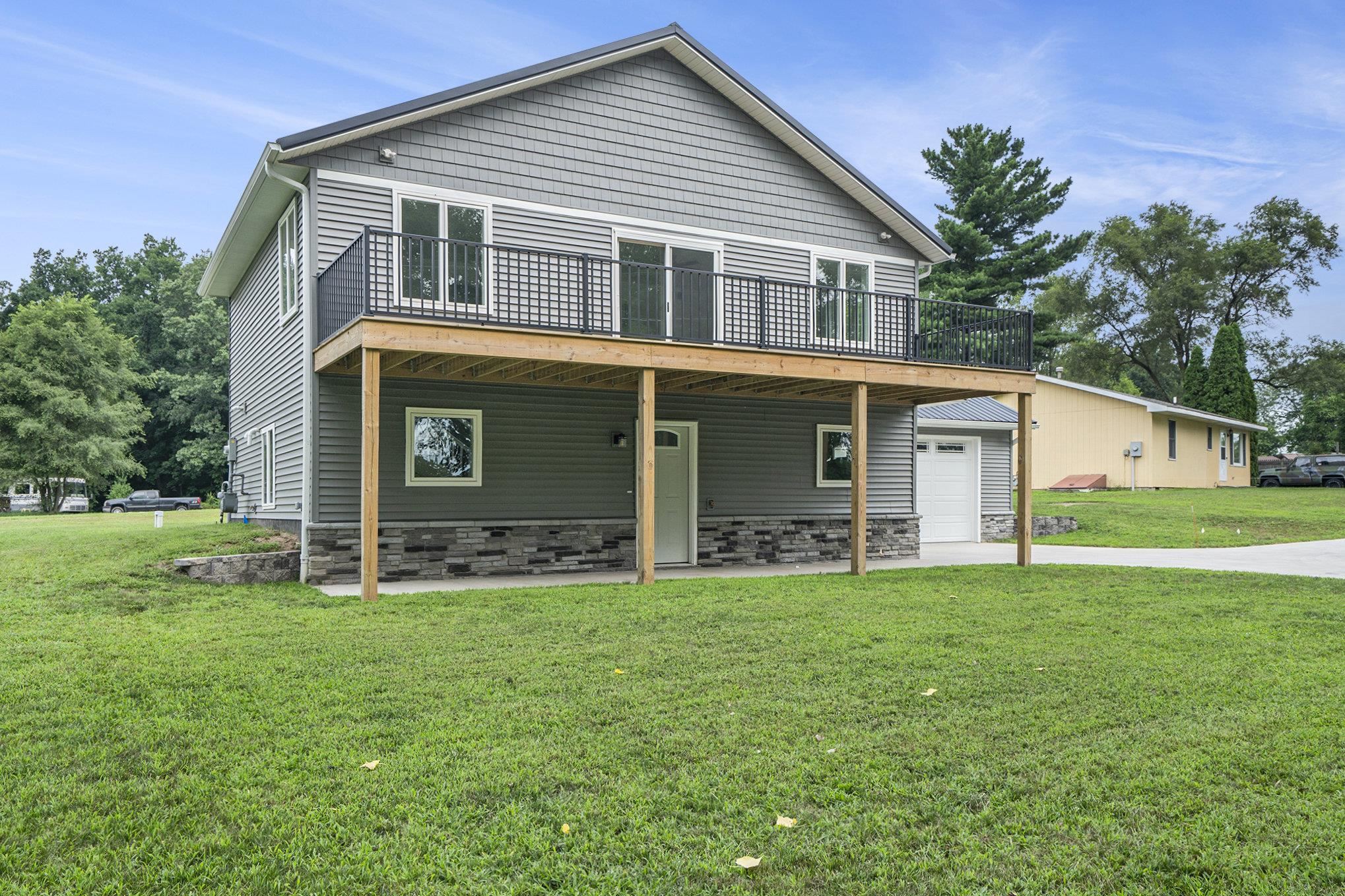 51561 East County Line Road Middlebury, IN 46540 - Photo 3 of 23 Gallery Image 3
