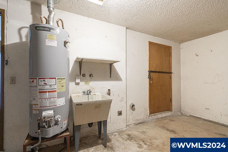 1795 Davis Road South Salem, OR 97306 - Photo 25 of 32
