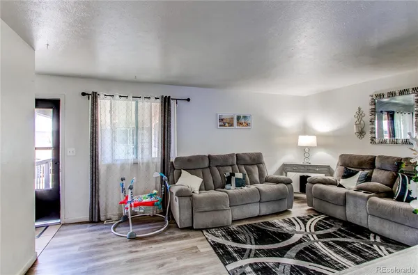 $1,025,000 | 14220 East 22nd Place, Aurora, CO 80011