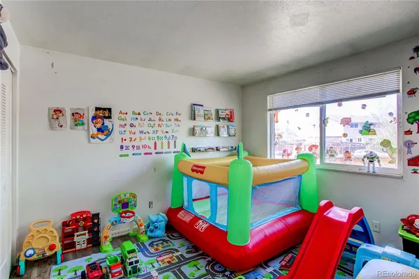 $1,025,000 | 14220 East 22nd Place, Aurora, CO 80011