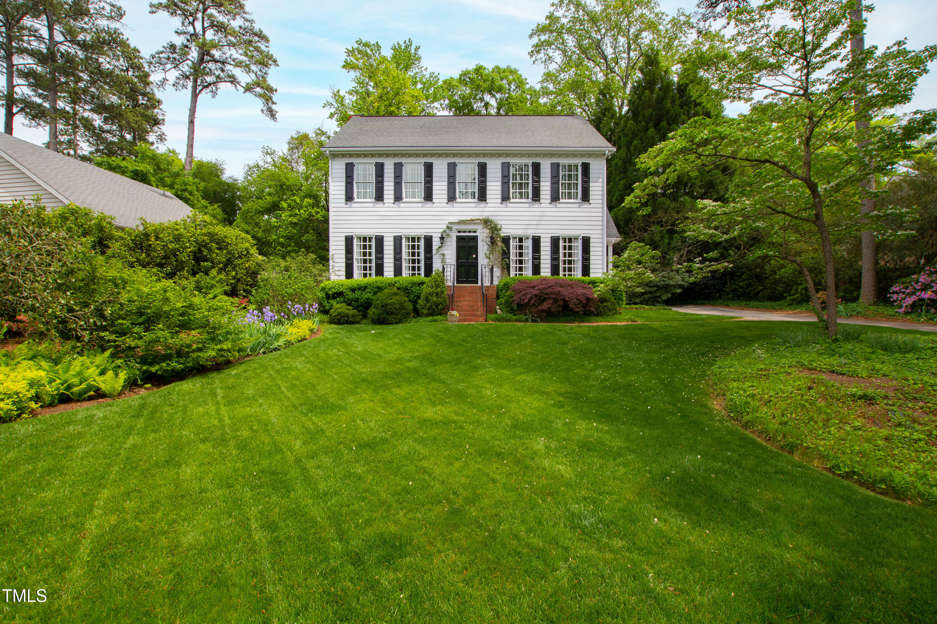 1904 Victoria Road Raleigh, NC 27608 - Photo 2 of 63 3