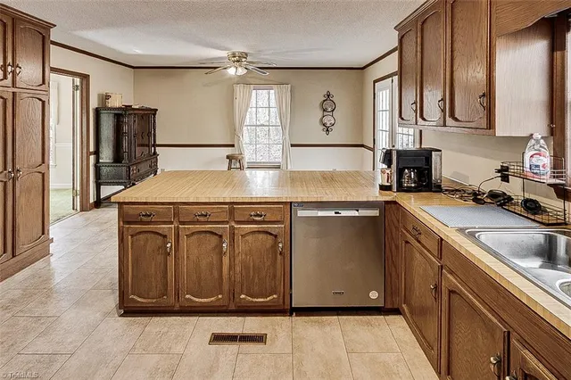 $369,500 | 1211 Canterbury Trail, Asheboro, NC 27205