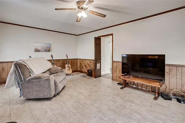 $369,500 | 1211 Canterbury Trail, Asheboro, NC 27205