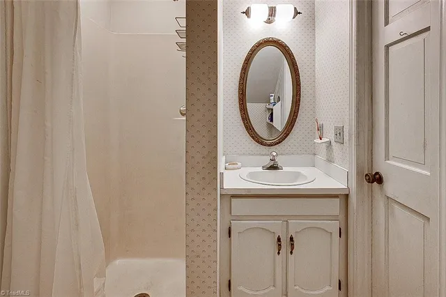 $369,500 | 1211 Canterbury Trail, Asheboro, NC 27205