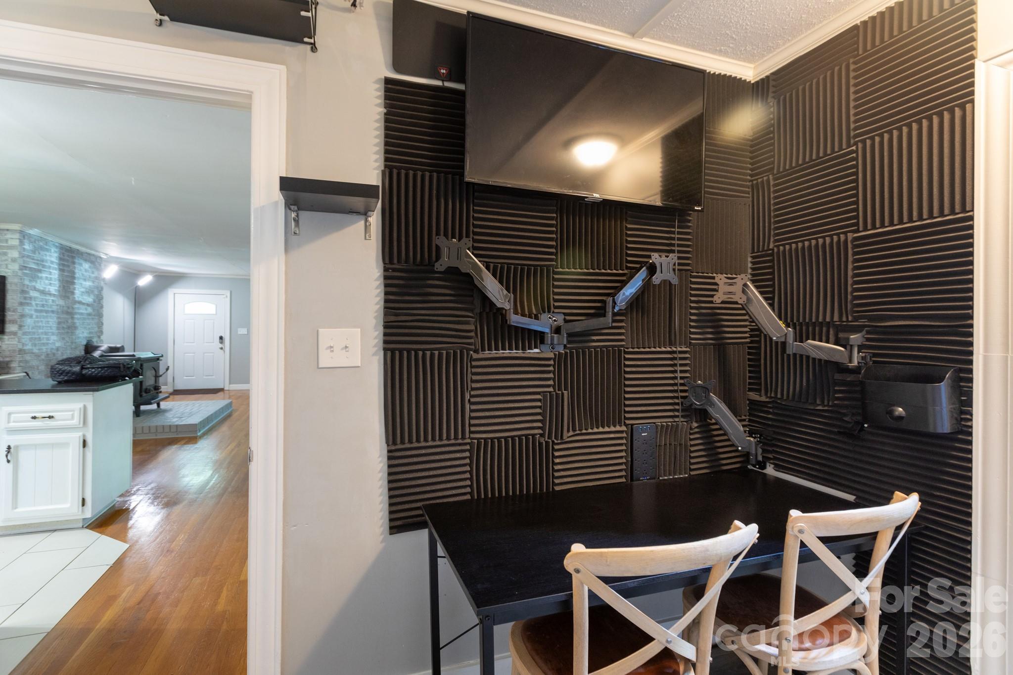 10623 Rozzelles Ferry Road Charlotte, NC 28214 - Photo 33 of 44