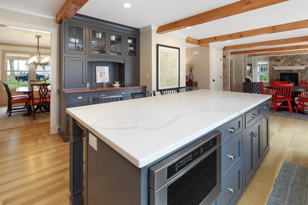 8 Smith Road Hingham, MA 02043 - Photo 12 of 39 Gallery Image 12