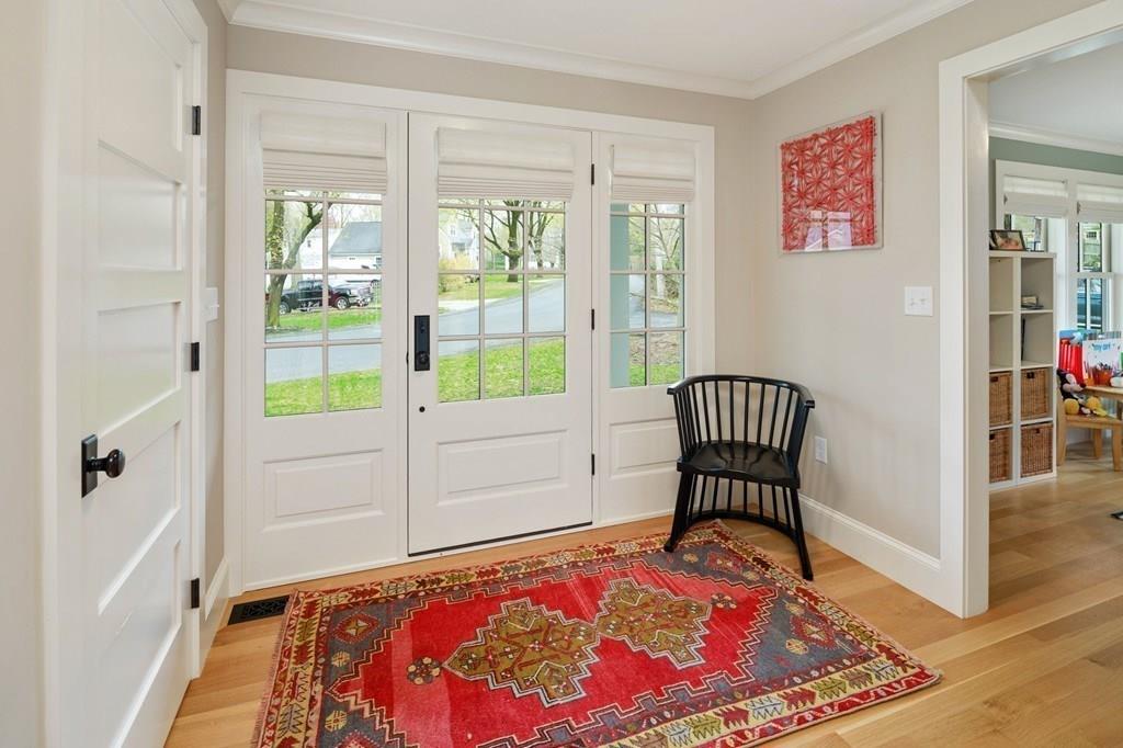 8 Smith Road Hingham, MA 02043 - Photo 3 of 39 Gallery Image 3
