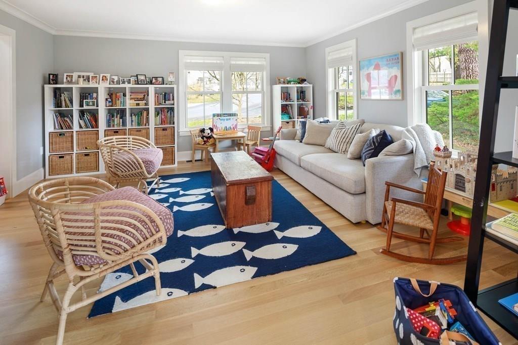8 Smith Road Hingham, MA 02043 - Photo 5 of 39 Gallery Image 5
