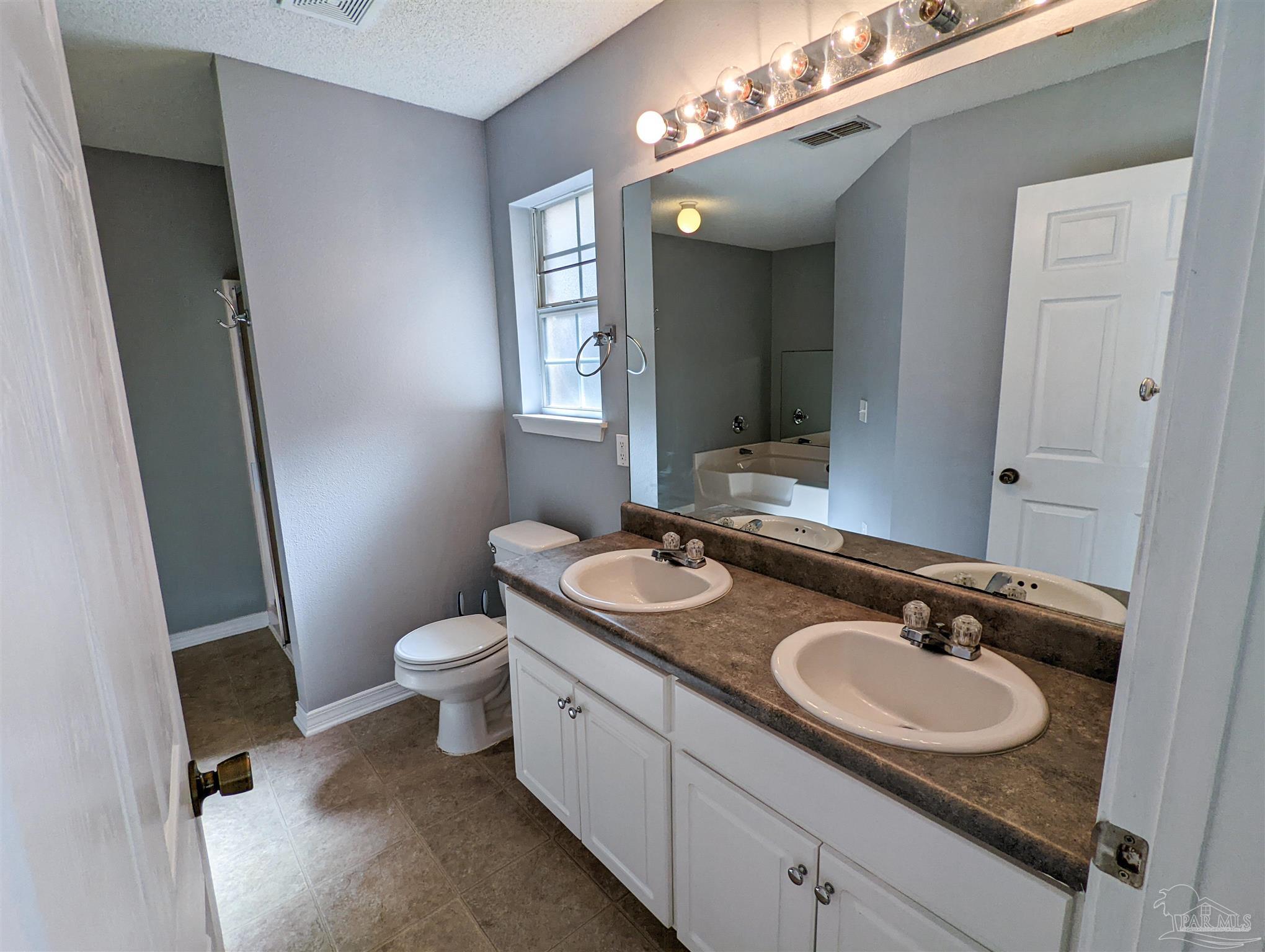 2467 Portobella Place Cantonment, FL 32533 - Photo 18 of 32