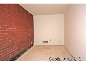 4948 Old Rte 36 Springfield, IL 62707 - Photo 18 of 20