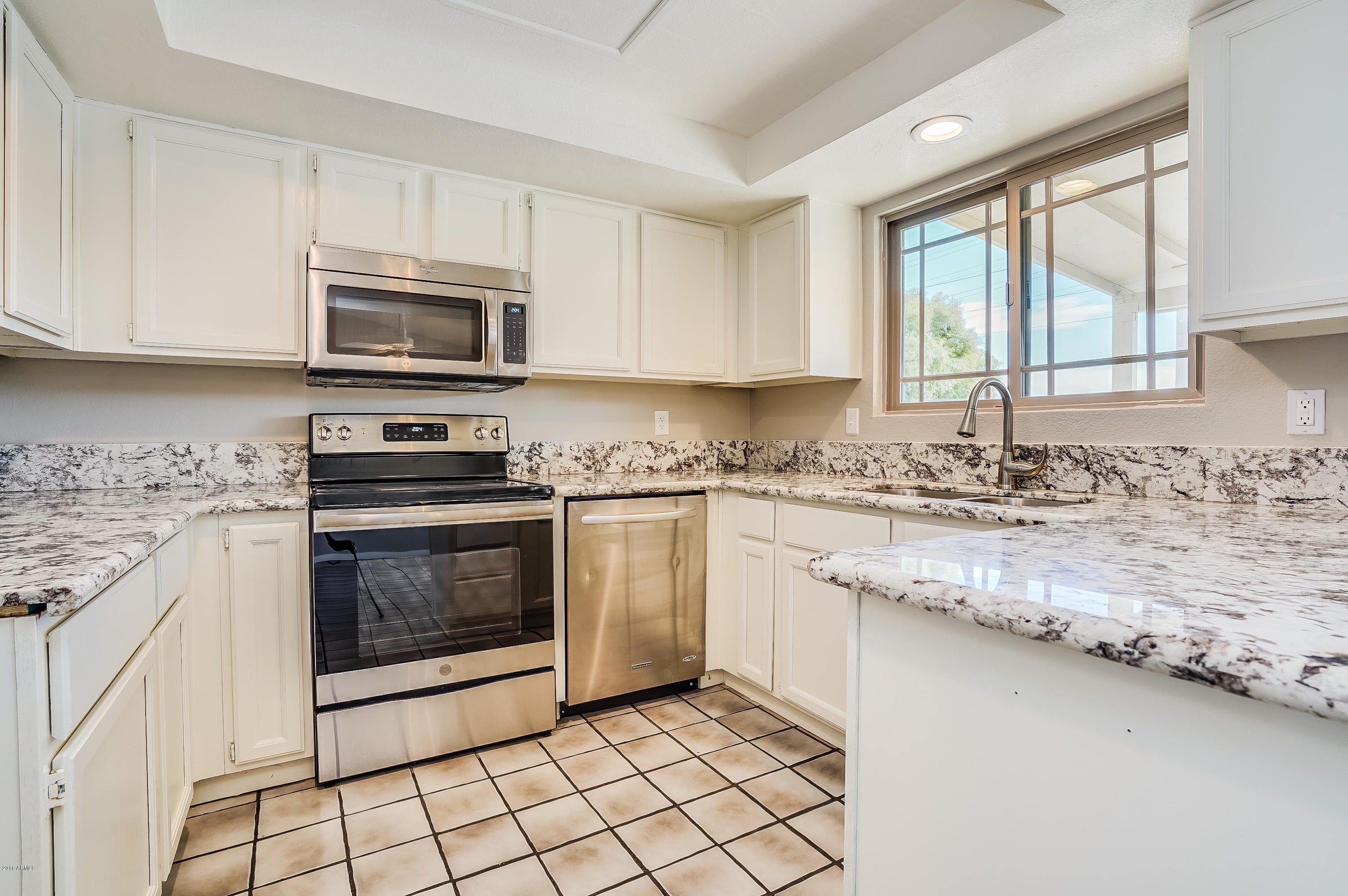 4303 East Decatur Street Mesa, AZ 85205 - Photo 7 of 20 Decatur-10