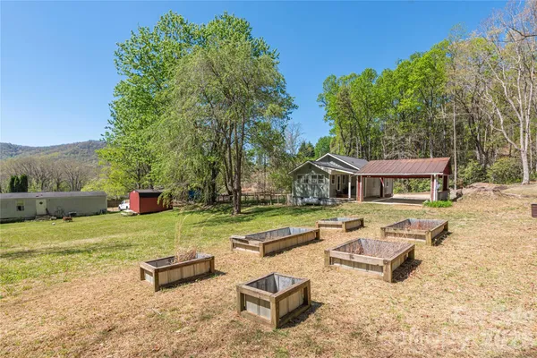 $395,000 | 35 Grey Rock Valley, Black Mountain, NC 28711