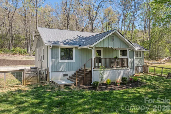 $395,000 | 35 Grey Rock Valley, Black Mountain, NC 28711