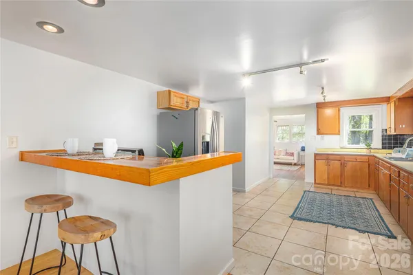 $395,000 | 35 Grey Rock Valley, Black Mountain, NC 28711