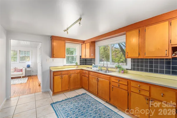 $395,000 | 35 Grey Rock Valley, Black Mountain, NC 28711
