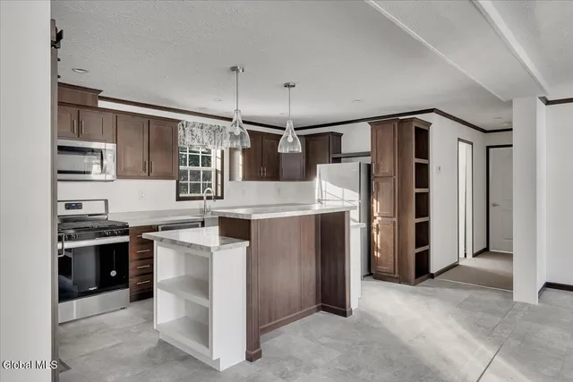 $297,000 | 51 West Mountain Road, Corinth, NY 12822