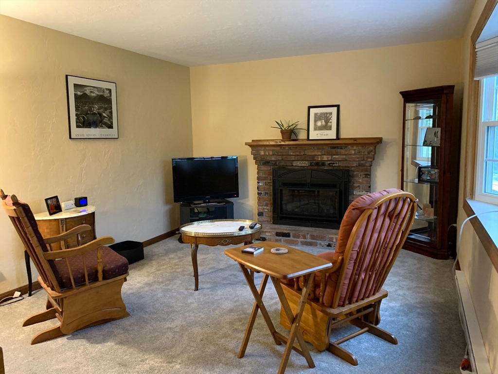 50 J Davis Road Charlton, MA 01507 - Photo 6 of 39 Gallery Image 6