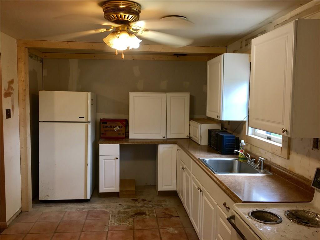 148 Snyder Drive Rochester, PA 15074 - Photo 12 of 17