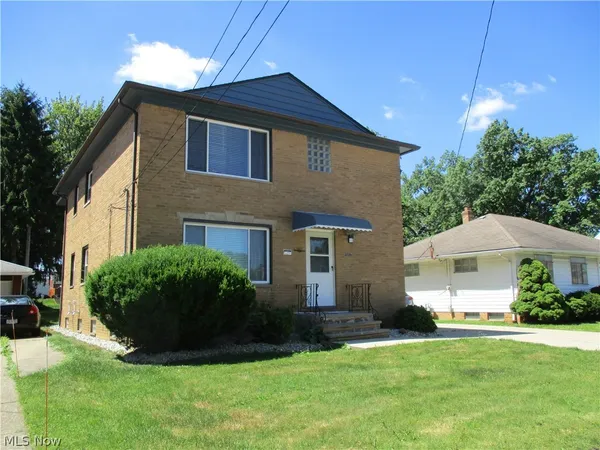 $1,650 | 3017 Snow Road, Parma, OH 44134