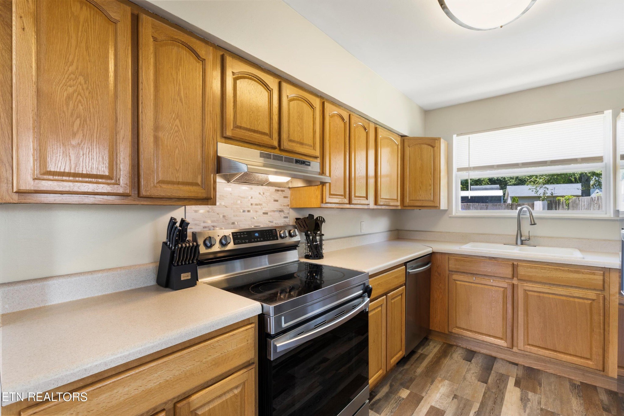 116 Beverly Circle Oak Ridge, TN 37830 - Photo 8 of 23