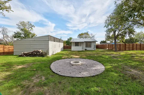 $975,000 | 306 West Stassney Lane, Unit 1&2, Austin, TX 78745