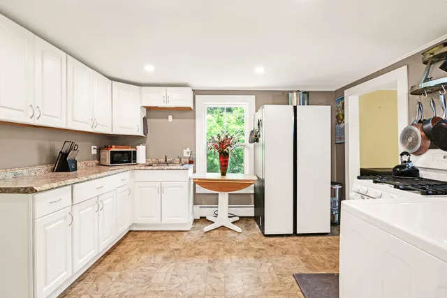 $169,900 | 45 Richards Avenue, Mexico, ME 04257