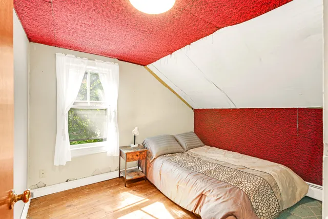 $169,900 | 45 Richards Avenue, Mexico, ME 04257