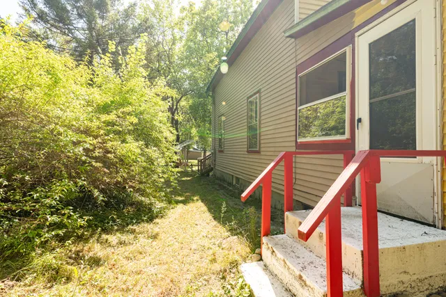 $169,900 | 45 Richards Avenue, Mexico, ME 04257