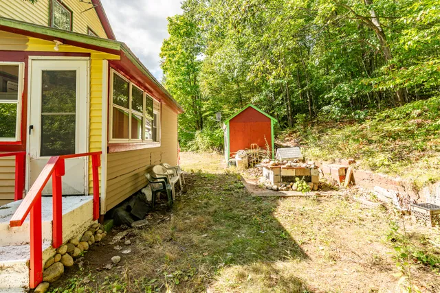 $169,900 | 45 Richards Avenue, Mexico, ME 04257