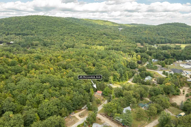 $169,900 | 45 Richards Avenue, Mexico, ME 04257